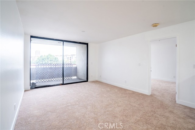 Detail Gallery Image 5 of 24 For 222 S Central, Los Angeles,  CA 90012 - 2 Beds | 2 Baths