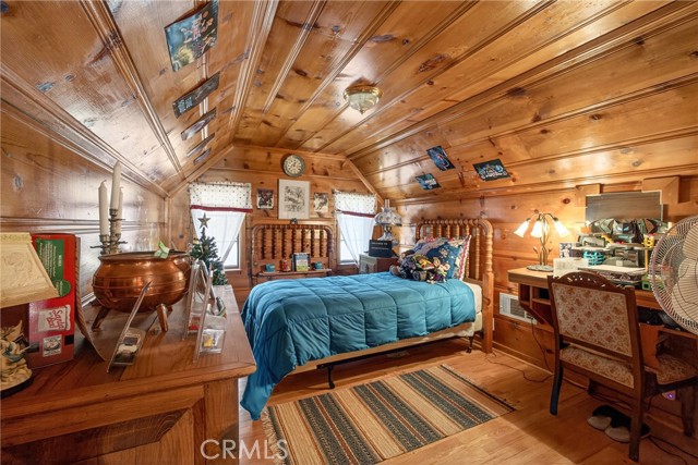 Detail Gallery Image 19 of 49 For 5806 Victorville, Wrightwood,  CA 92397 - 3 Beds | 1/1 Baths