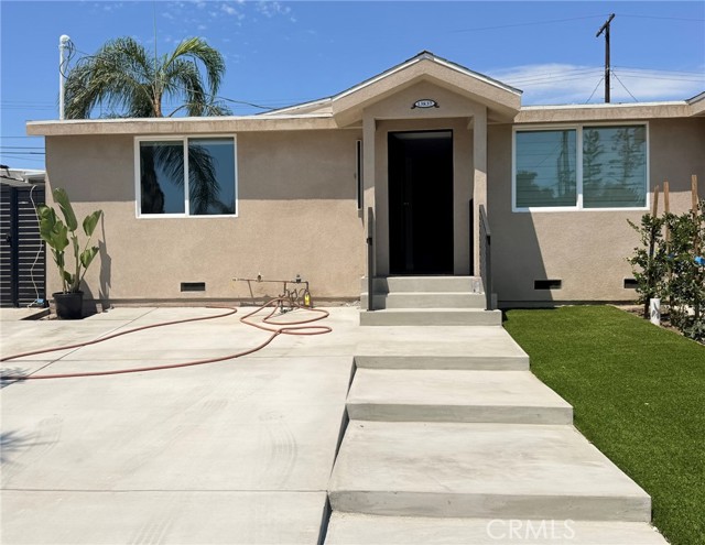 13837 Branford Street, Panorama City CA: https://media.crmls.org/medias/99a4d78b-3ff5-4b6e-843a-792b05769cf6.jpg