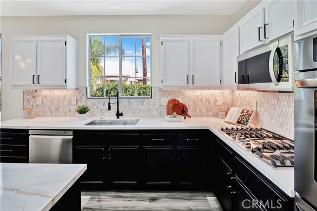 Detail Gallery Image 10 of 50 For 1802 Pummelo, Redlands,  CA 92374 - 5 Beds | 3 Baths