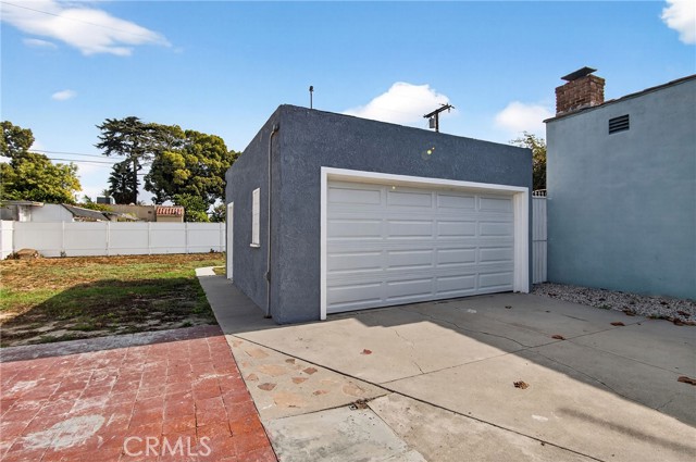 Detail Gallery Image 23 of 26 For 208 S Burris Ave, Compton,  CA 90221 - 3 Beds | 2 Baths