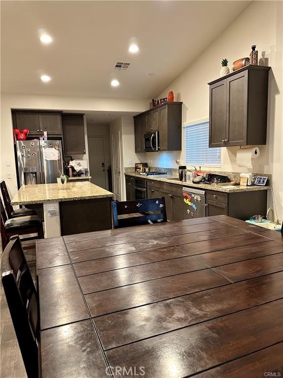 30131 Sierra Ridge Way, Menifee CA: https://media.crmls.org/medias/99aa2f11-576f-43c4-9871-cf13654c6153.jpg