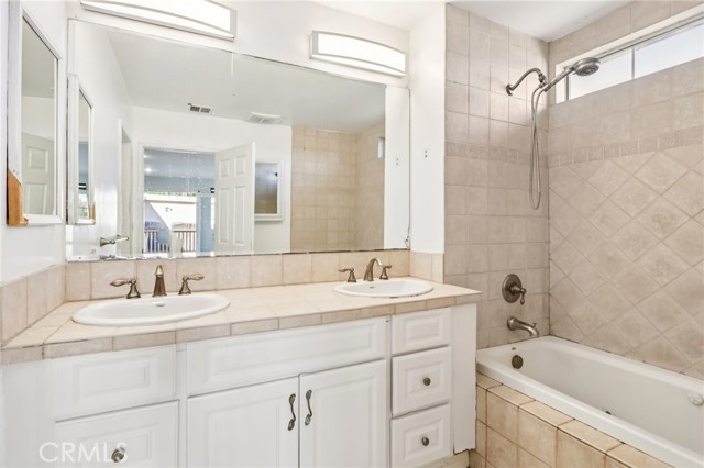 Detail Gallery Image 27 of 39 For 10509 Silverton, Tujunga,  CA 91042 - 4 Beds | 3 Baths