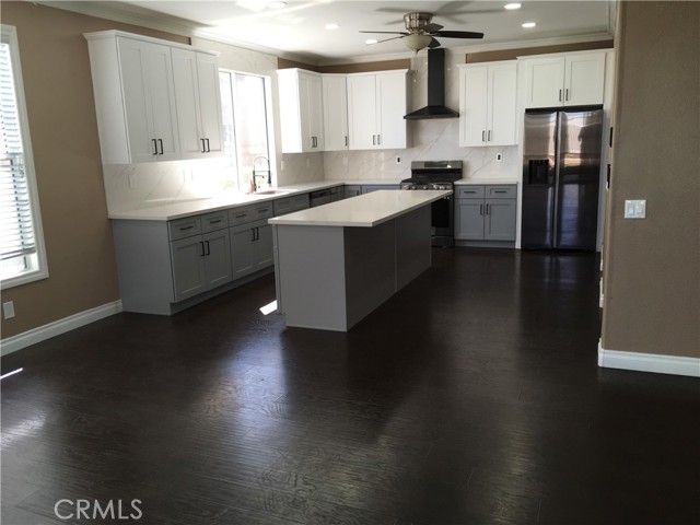 Detail Gallery Image 7 of 51 For 609 Raphael Dr, Corona,  CA 92882 - 4 Beds | 2/1 Baths