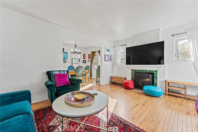 Detail Gallery Image 10 of 40 For 5516 Willowcrest, North Hollywood,  CA 91601 - 3 Beds | 2 Baths