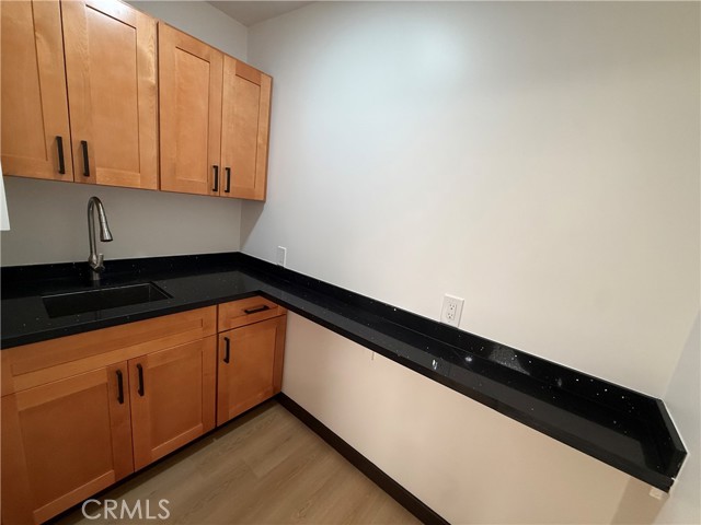 Commercial for Sale in Sun Valley, California