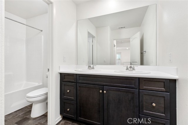 Detail Gallery Image 15 of 36 For 3743 Barley St, San Bernardino,  CA 92407 - 3 Beds | 2/1 Baths