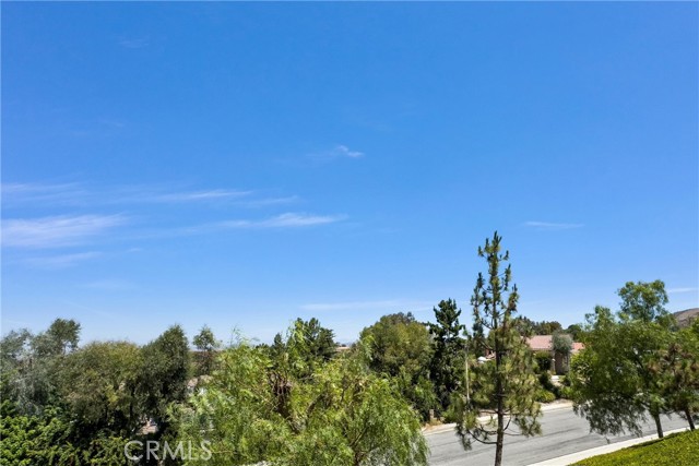 Detail Gallery Image 5 of 54 For 6875 E Swarthmore Dr, Anaheim Hills,  CA 92807 - 4 Beds | 3 Baths
