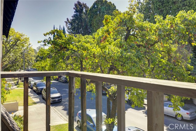 Detail Gallery Image 38 of 58 For 4342 Coldwater Canyon #3,  Studio City,  CA 91604 - 2 Beds | 3 Baths