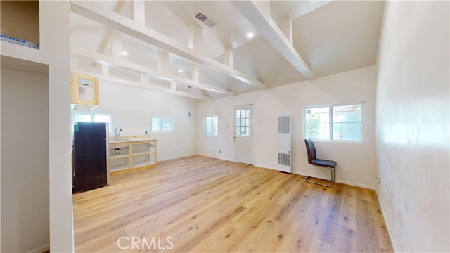 13322 Valleyheart N Drive, Sherman Oaks CA: https://media.crmls.org/medias/99ae749a-d065-4ad4-acc3-954632569165.jpg