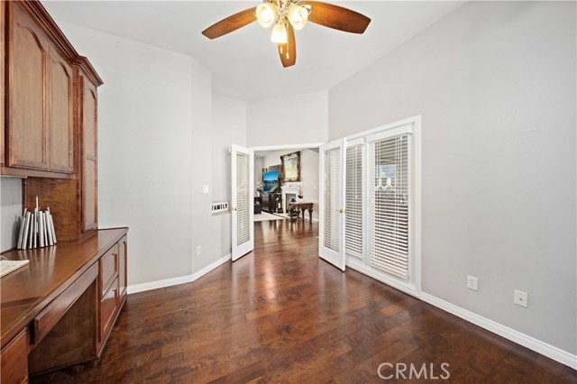 9403 Big Bear Lake Court, Bakersfield CA: https://media.crmls.org/medias/99af0692-e44f-4277-9b8e-28af6a74f920.jpg