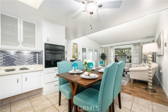 Detail Gallery Image 8 of 18 For 1351 Oakmont 148k,  Seal Beach,  CA 90740 - 2 Beds | 1 Baths