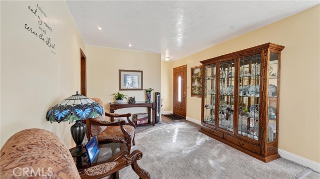 Detail Gallery Image 12 of 34 For 1107 W 210th St, Torrance,  CA 90502 - 4 Beds | 2 Baths