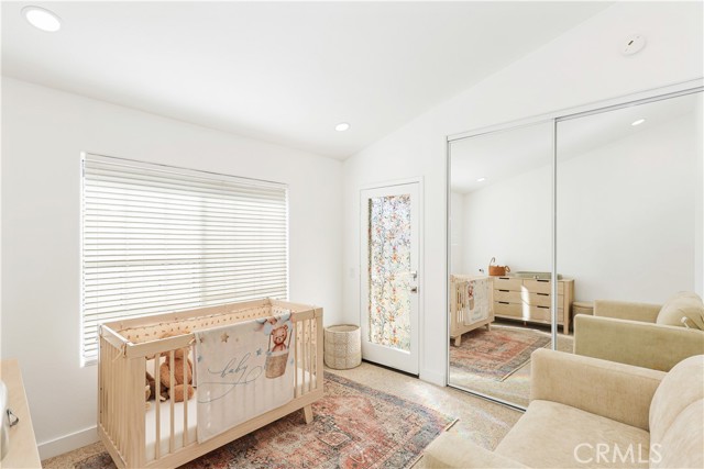 Detail Gallery Image 35 of 51 For 2421 E 16th #1,  Newport Beach,  CA 92663 - 4 Beds | 2/1 Baths