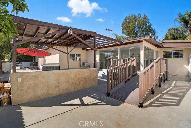 7958 Tampa Ave, Reseda CA: https://media.crmls.org/medias/99b0f456-c0b5-4207-bdb7-c1a31567495f.jpg