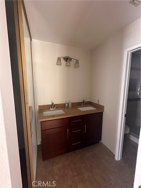 Detail Gallery Image 14 of 17 For 16635 Bloomfield Ave #12,  Cerritos,  CA 90703 - 3 Beds | 2 Baths