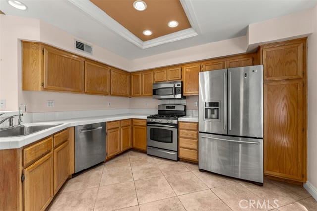 28 Mission Court, Lake Forest CA: https://media.crmls.org/medias/99b1eda5-818a-457b-8530-14d31c476599.jpg
