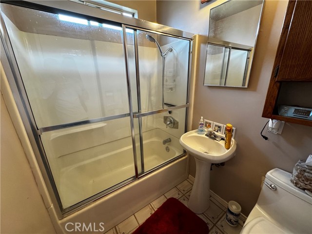 4728 W Lucky Way, Santa Ana CA: https://media.crmls.org/medias/99b2b928-0b48-4fef-9fbd-1c39b7a017da.jpg