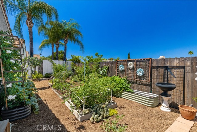 27781 Spring Meadow Court, Menifee CA: https://media.crmls.org/medias/99b3a5da-a4f2-4757-b34a-da759195fa8e.jpg