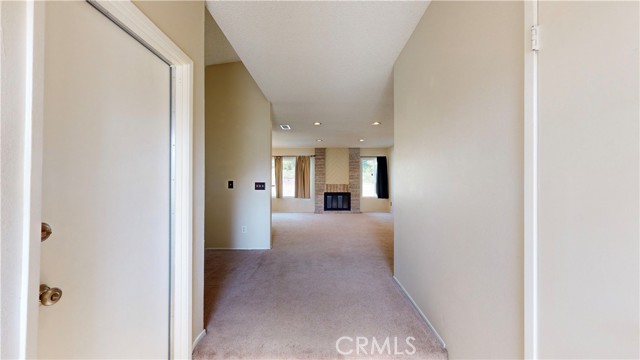 Detail Gallery Image 6 of 75 For 3025 Small Canyon Dr, Highland,  CA 92346 - 4 Beds | 2 Baths