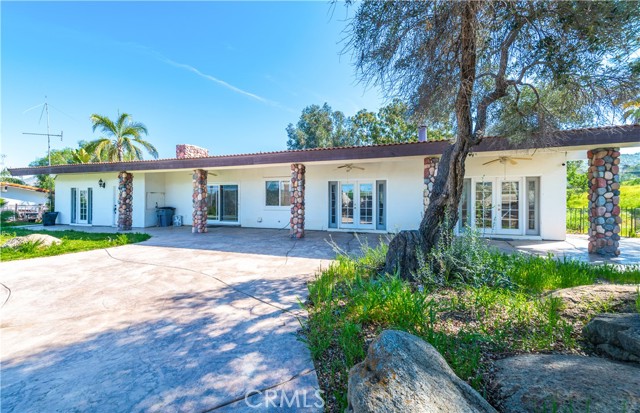 32375 Sage Road, Hemet CA: https://media.crmls.org/medias/99b495d4-a354-432e-8e43-ba9102986cdf.jpg