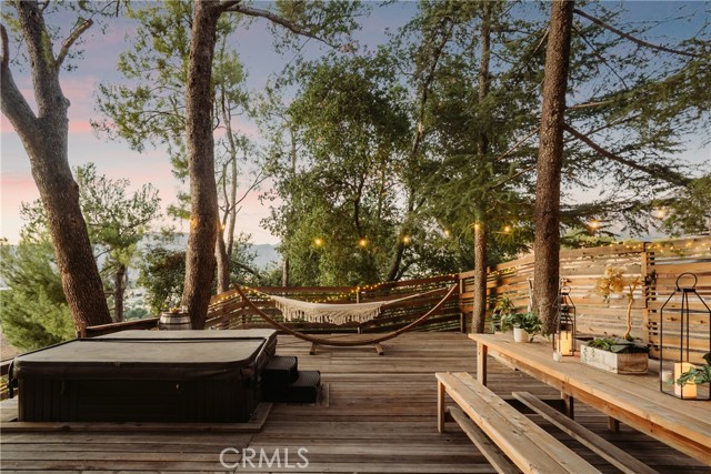 9570 Amoret Drive, Tujunga CA: https://media.crmls.org/medias/99b4aff6-025d-47e5-b121-2fed8d9fedd8.jpg