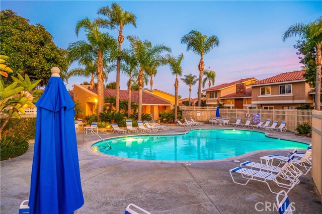 Detail Gallery Image 25 of 31 For 21066 Poolside, Huntington Beach,  CA 92648 - 2 Beds | 2/1 Baths