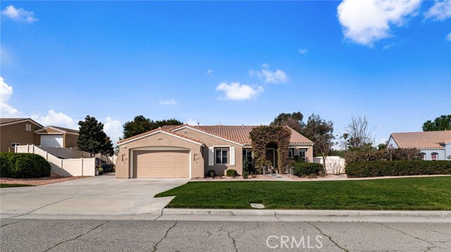 Detail Gallery Image 11 of 65 For 4683 Viaggio Cir, Jurupa Valley,  CA 92509 - 4 Beds | 2/1 Baths
