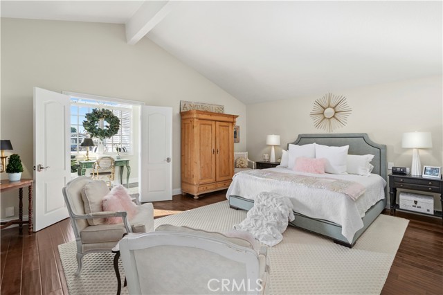 708 Orchid Avenue, Corona del Mar CA: https://media.crmls.org/medias/99b70850-b6c4-42b2-a5c3-6196cb2dd6c2.jpg
