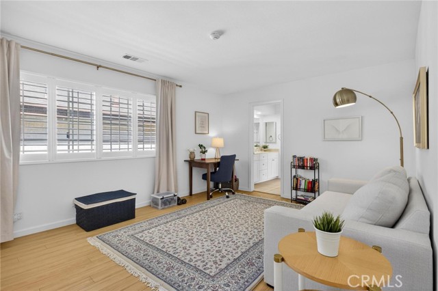 Detail Gallery Image 37 of 43 For 222 S Guadalupe Ave #1,  Redondo Beach,  CA 90277 - 4 Beds | 2/1 Baths