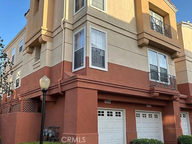 Detail Gallery Image 13 of 26 For 1020 S San Marino Way, Anaheim,  CA 92808 - 3 Beds | 2 Baths