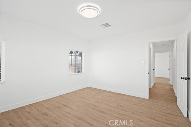 Detail Gallery Image 15 of 32 For 11031 Lull St, Sun Valley,  CA 91352 - 2 Beds | 1/1 Baths