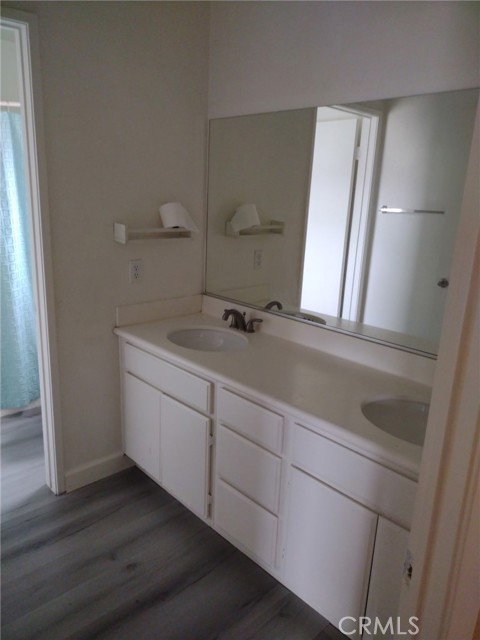 Detail Gallery Image 19 of 19 For 14948 Hillstone, Fontana,  CA 92336 - 4 Beds | 2/1 Baths