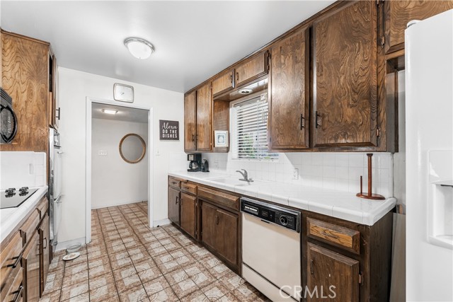 Detail Gallery Image 27 of 43 For 4308 Charter Oaks, Bakersfield,  CA 93309 - 3 Beds | 2 Baths