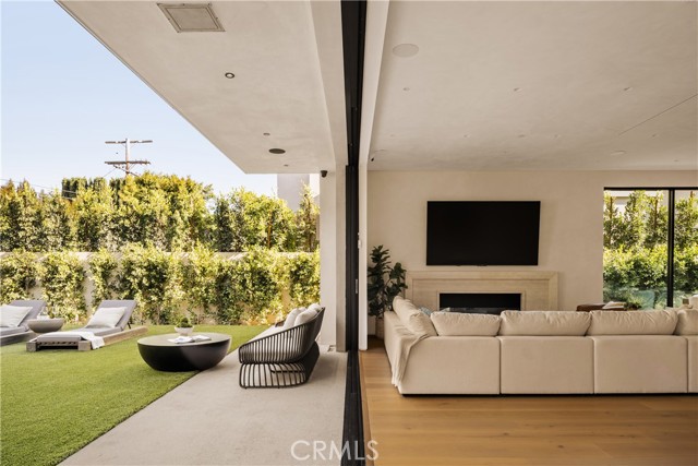 4724 Lemona Avenue, Sherman Oaks CA: https://media.crmls.org/medias/99bdb90c-594d-46b2-ba27-3d7f81c9809d.jpg