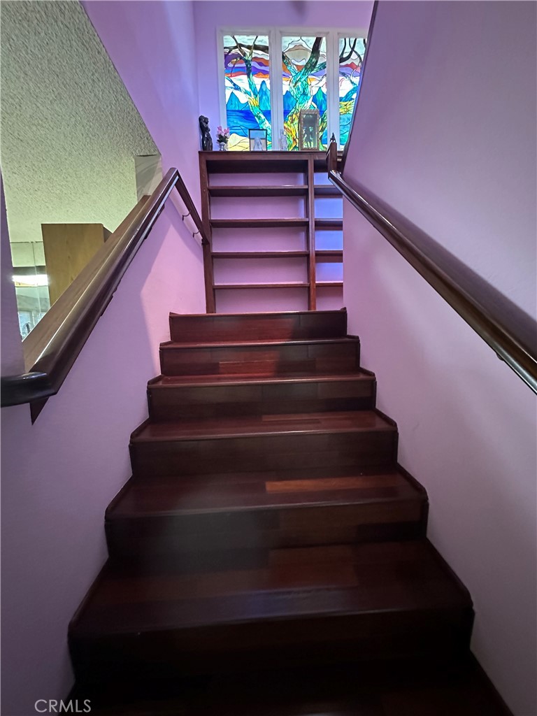 https://media.crmls.org/medias/99be8081-3fd7-45b1-a4ad-977544947757.jpg?preset=X-Large