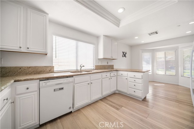 Detail Gallery Image 21 of 39 For 13943 Trigger, Victorville,  CA 92392 - 4 Beds | 3 Baths