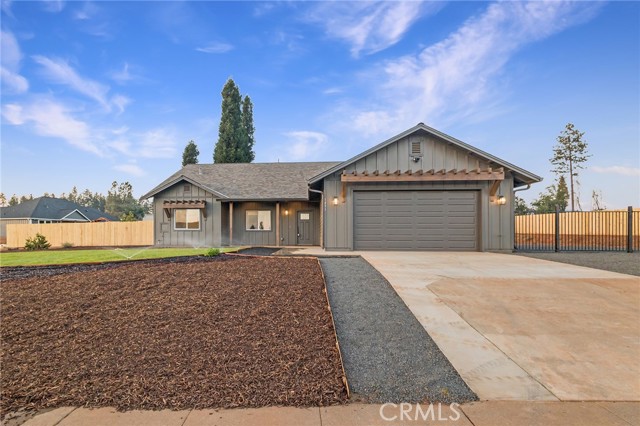Detail Gallery Image 1 of 57 For 1491 Country Oak Dr, Paradise,  CA 95969 - 3 Beds | 2/1 Baths