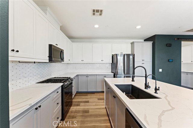 Detail Gallery Image 10 of 29 For 147 Jaripol Cir, Rancho Mission Viejo,  CA 92694 - 2 Beds | 2/1 Baths