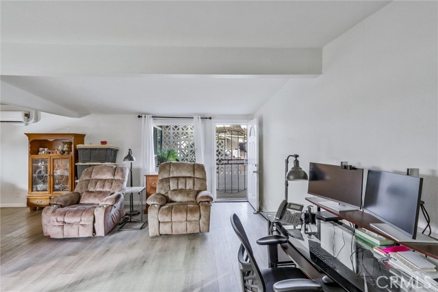 4657 Chateau Place, San Diego CA: https://media.crmls.org/medias/99bf1604-23b1-4b78-8d59-319b8000751b.jpg