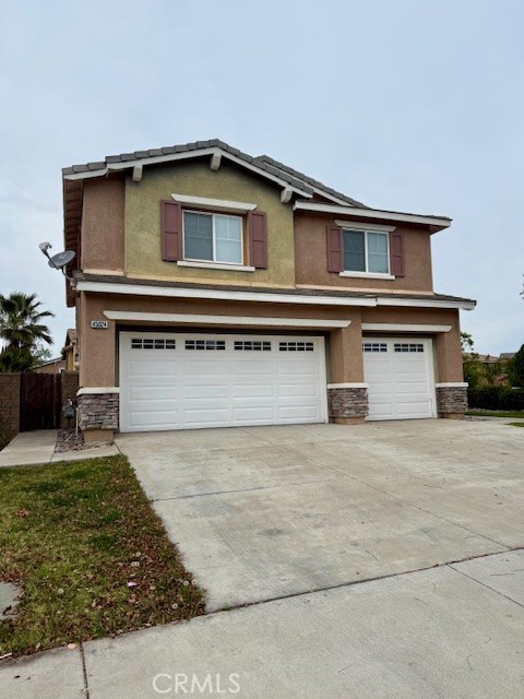 Detail Gallery Image 2 of 32 For 45024 Bronze Star Rd, Lake Elsinore,  CA 92532 - 4 Beds | 2/1 Baths