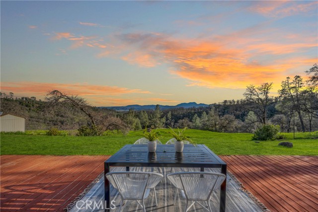 17023 Hofacker Lane, Lower Lake CA: https://media.crmls.org/medias/99c0a117-e1a6-41a2-949f-813aef590f0e.jpg