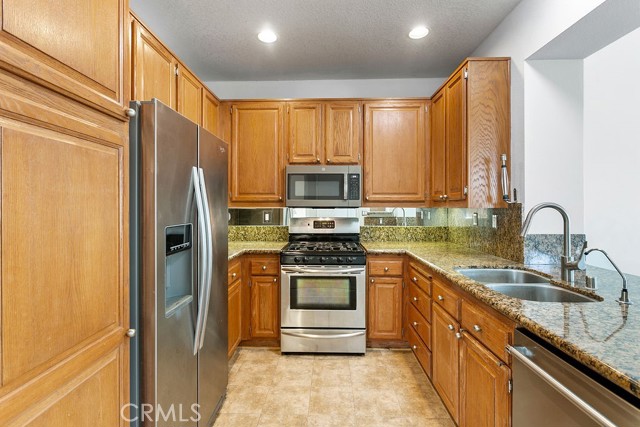 Detail Gallery Image 6 of 15 For 23 Overture Ln, Aliso Viejo,  CA 92656 - 2 Beds | 2/1 Baths