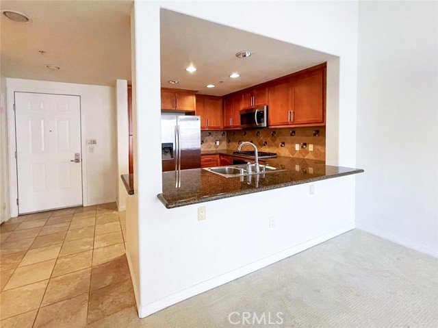 931 E Walnut Street, Pasadena CA: https://media.crmls.org/medias/99c0abfb-cbf2-4a73-babb-779e8f37bc1a.jpg