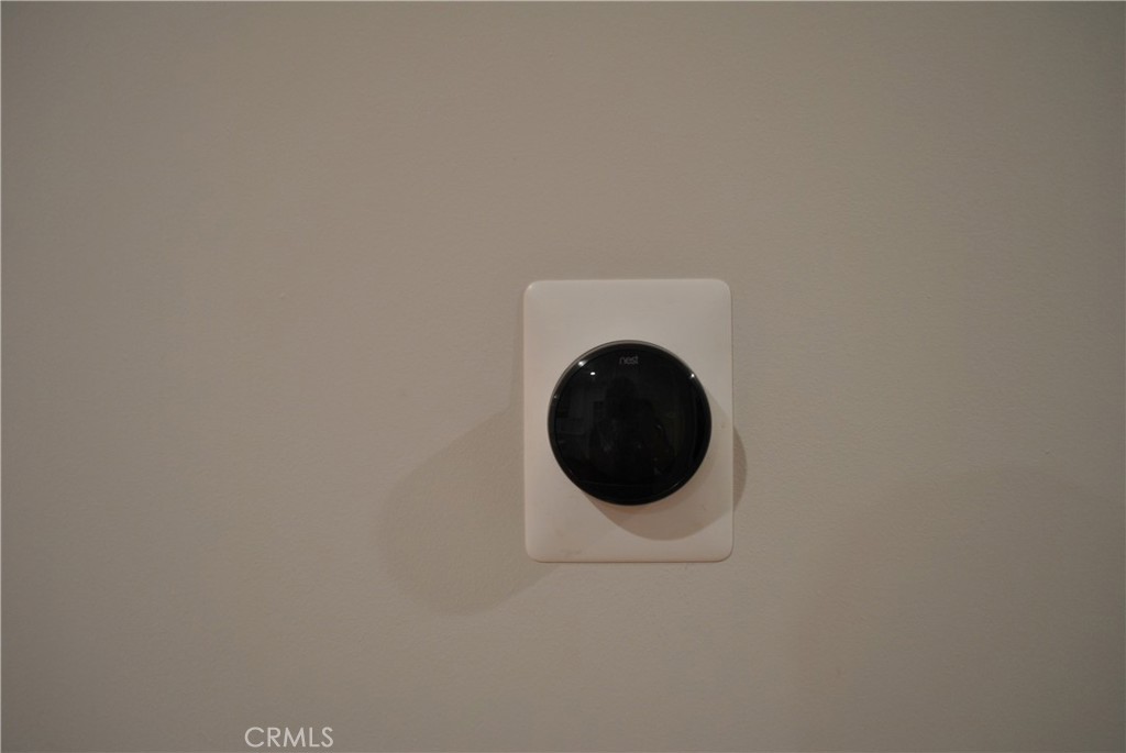 https://media.crmls.org/medias/99c0b5c1-94e0-4ca1-b0e1-84c8e9097ac4.jpg?preset=X-Large