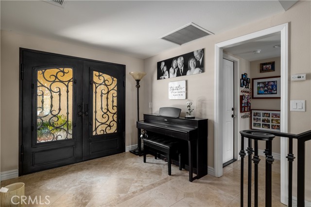 Detail Gallery Image 15 of 61 For 22280 Village Way Dr, Canyon Lake,  CA 92587 - 3 Beds | 2/1 Baths