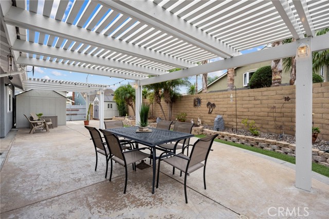 Detail Gallery Image 42 of 56 For 17701 Rainglen Ln, Huntington Beach,  CA 92649 - 3 Beds | 2 Baths