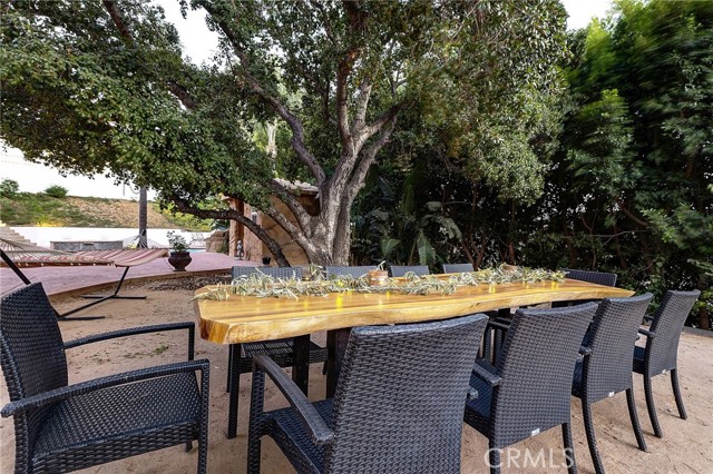 33 Sage Lane, Bell Canyon CA: https://media.crmls.org/medias/99c3b1ba-f165-49da-a902-693c1caca19b.jpg