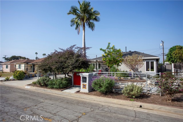 Detail Gallery Image 1 of 1 For 12021 Armsdale Ave, Whittier,  CA 90604 - 3 Beds | 1 Baths