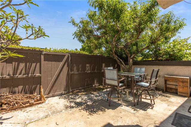 Detail Gallery Image 34 of 39 For 1693 S Heritage Cir, Anaheim,  CA 92804 - 3 Beds | 2 Baths